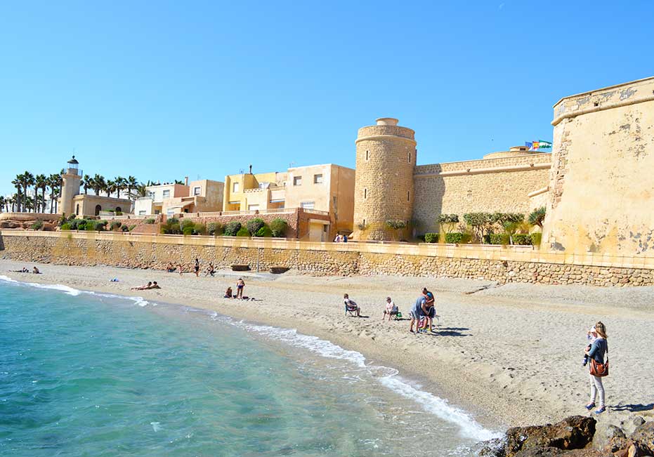 Las playas de Roquetas de Mar renuevan el certificado Q de Calidad Turística