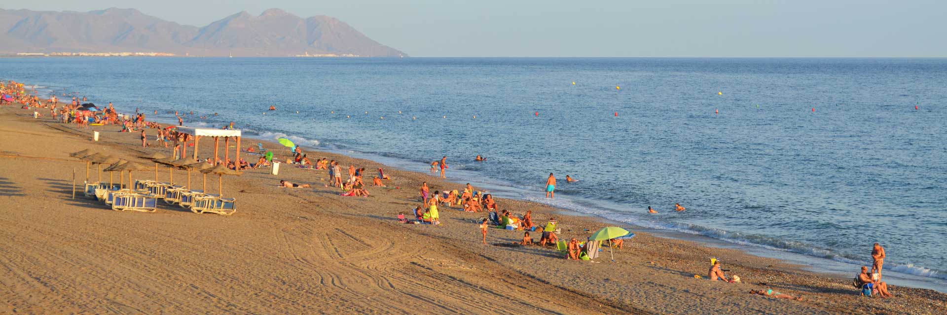 Playa El Toyo y Retamar ▶ Costa de Almería